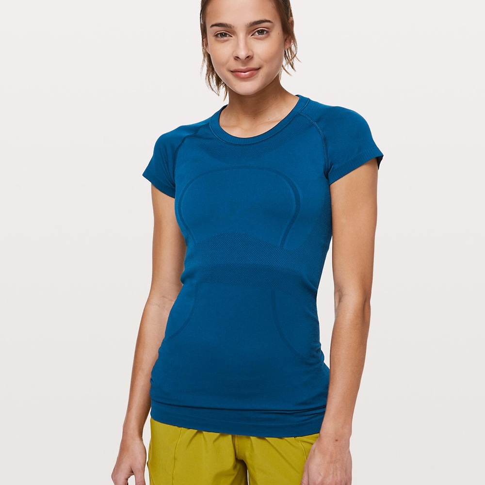 Lululemon Swiftly Tech Shortsleeved Scoop Neck